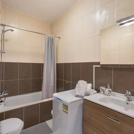 Complejo Orlando 206 Адехе